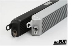 Load image into Gallery viewer, BMW M3 E90 E92 E93 ENGINE OIL COOLER RACING