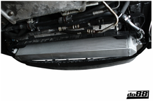 Load image into Gallery viewer, BMW M3 E90 E92 E93 ENGINE OIL COOLER RACING