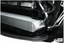 Load image into Gallery viewer, BMW M3 E90 E92 E93 ENGINE OIL COOLER RACING